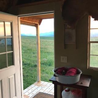Montana Old West Cabins Babb Exterior foto